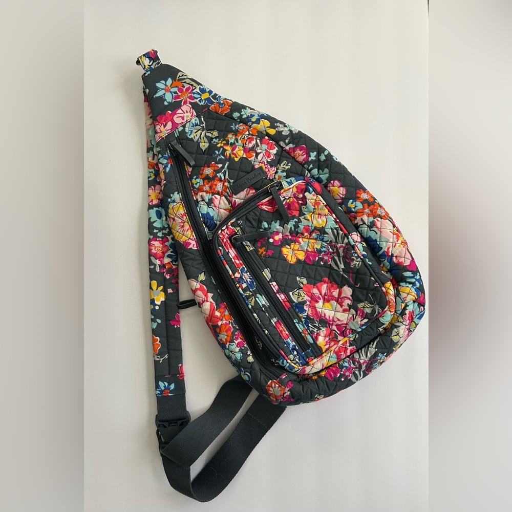 Vera Bradley Sling Backpack Pretty Posies Gray Pink Multi Floral Quilted Iconic